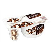 Йогурт Делиссимо Фантазия с шоколадными шариками 6,8% 100г