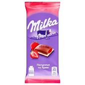 Шоколад молочный Milka с кремово-клубничной начинкой 90г